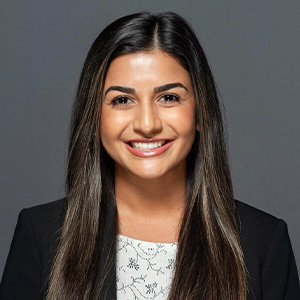 Aashni Bhukhan Headshot