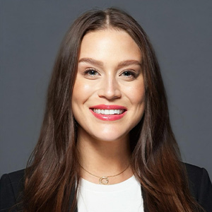 Jessika Sanz Headshot v3
